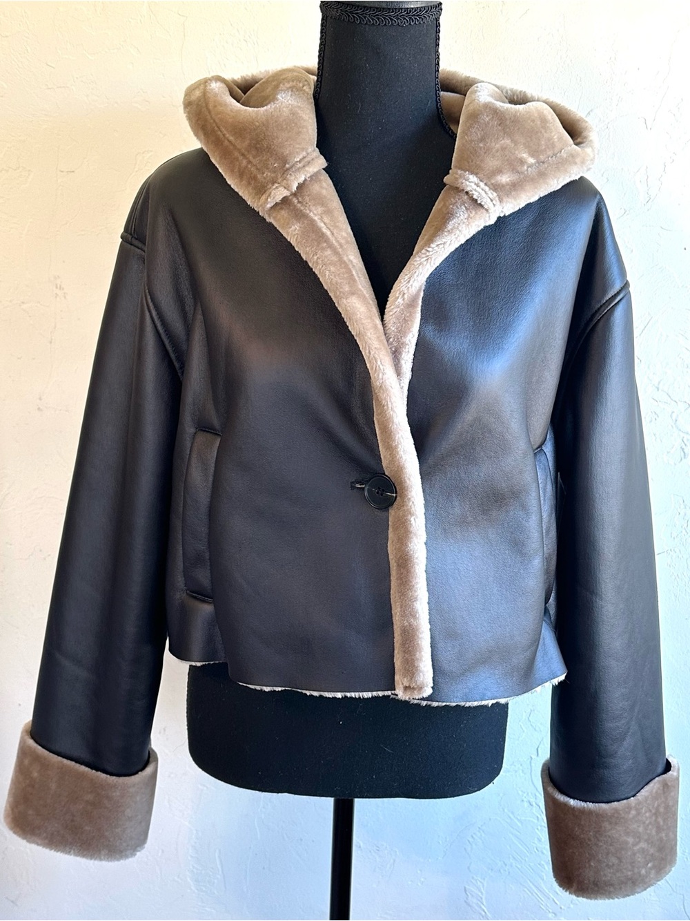 ASOS Brown Faux Leather Cropped Hooded Sherpa Lined Sleek Cozy Jacket Sz 6